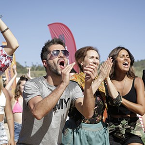 NAZARÉ estreia na liderança