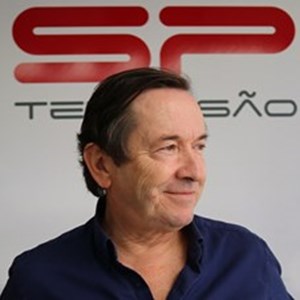 Entrevista Adriano Luz